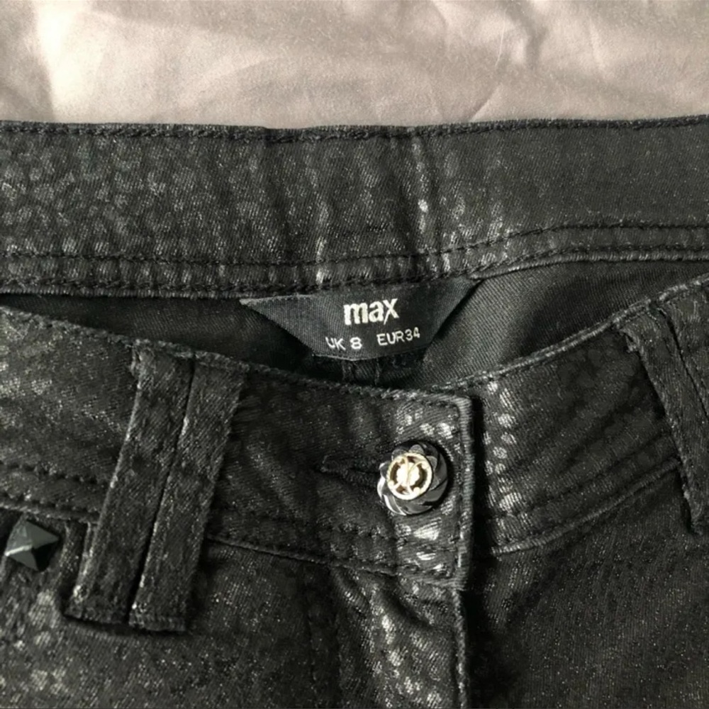 NWOT| Shiny Animal Print Jeans - Picture 7 of 10